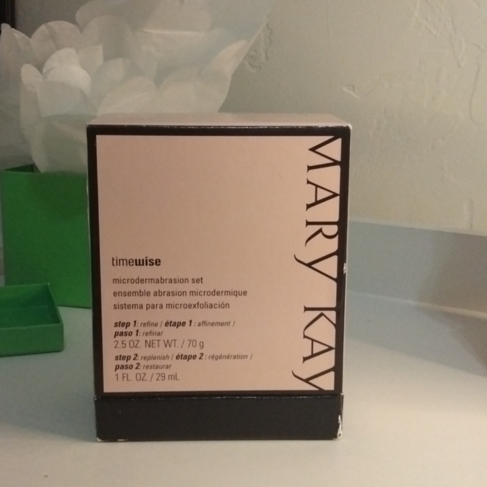 Mary Kay Timewise microdermabrasion set